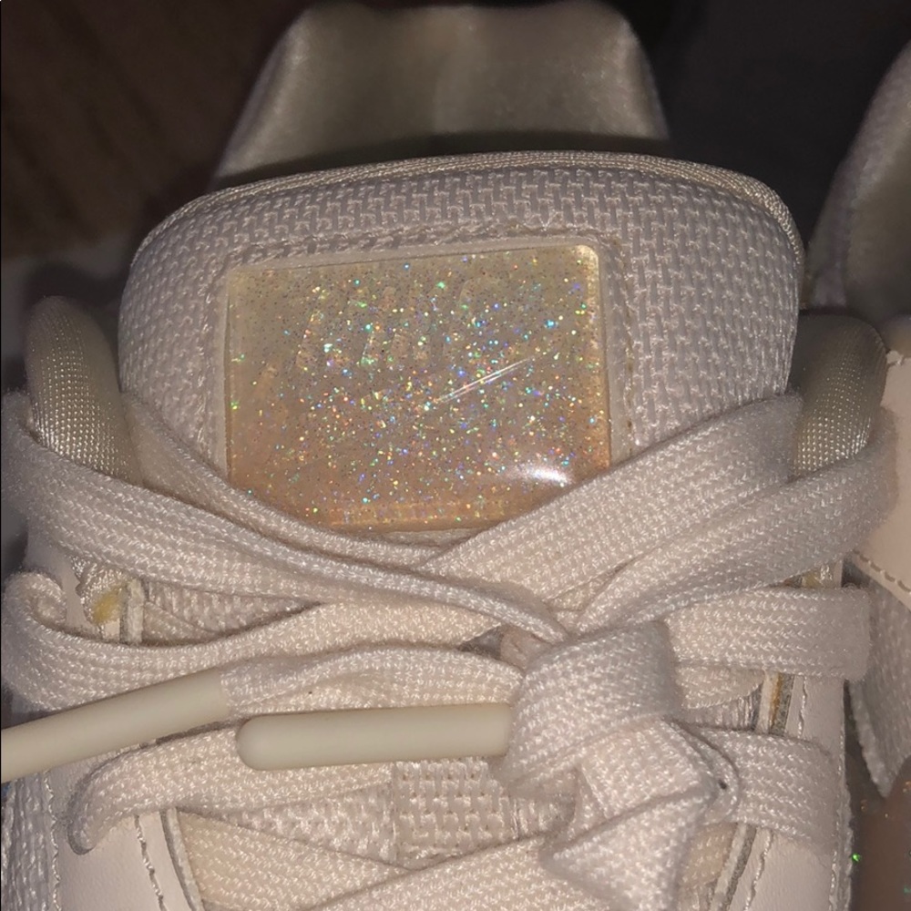 Shoes - Picture 6 of 6